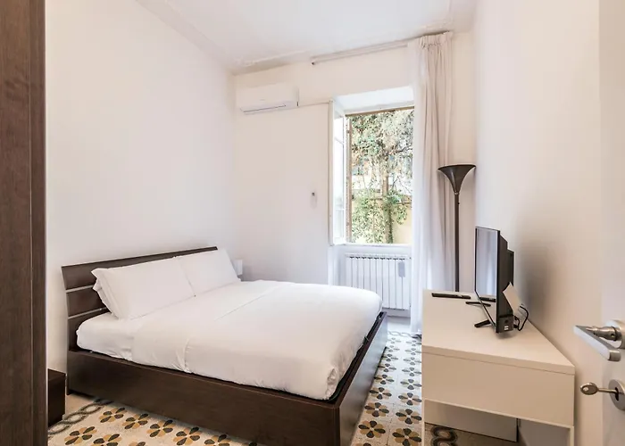 Iflat Mid-Century Modern Vatican Apartment