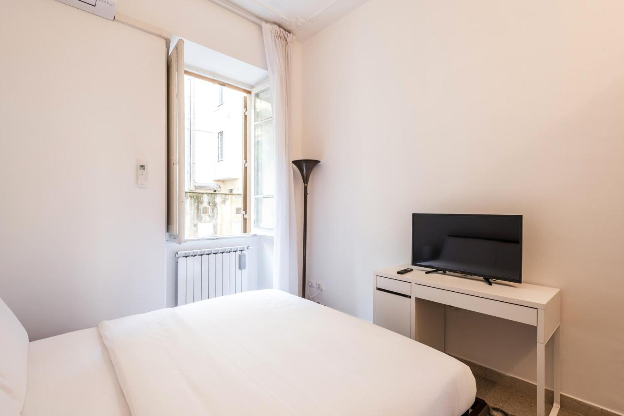 Apartment Iflat Mid-century Modern Vatican Rom